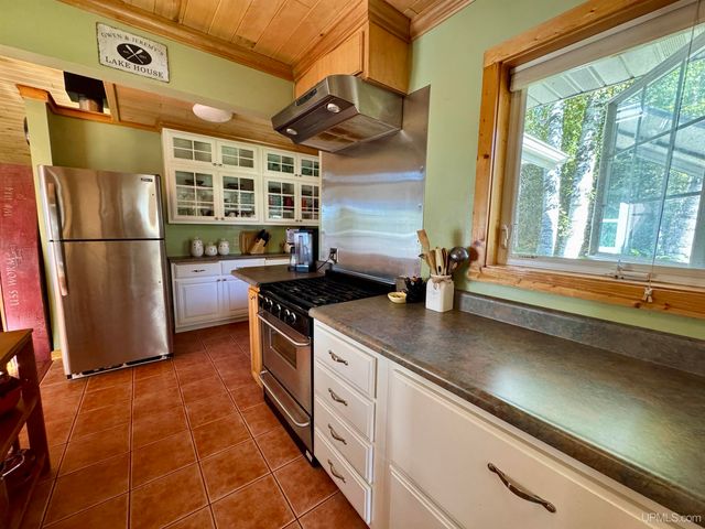 1474 Deer Lake Road, Crystal Falls, MI 49920