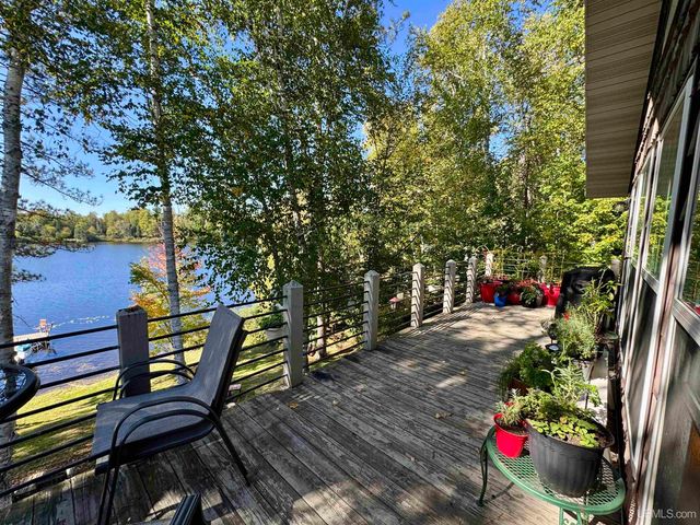 1474 Deer Lake Road, Crystal Falls, MI 49920