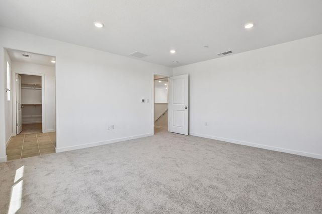 5041 Rain Shadow Way, Roseville, CA 95747