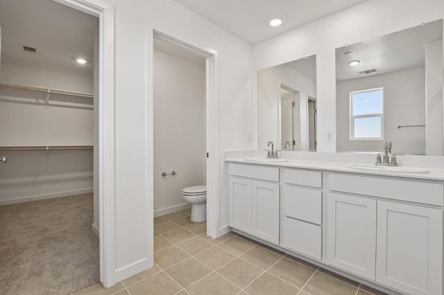 5041 Rain Shadow Way, Roseville, CA 95747