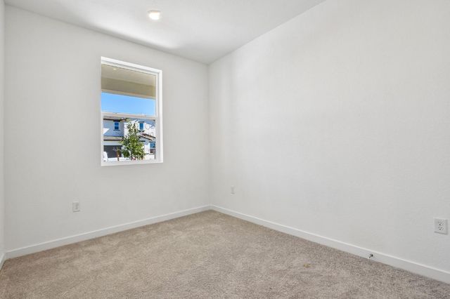 5041 Rain Shadow Way, Roseville, CA 95747