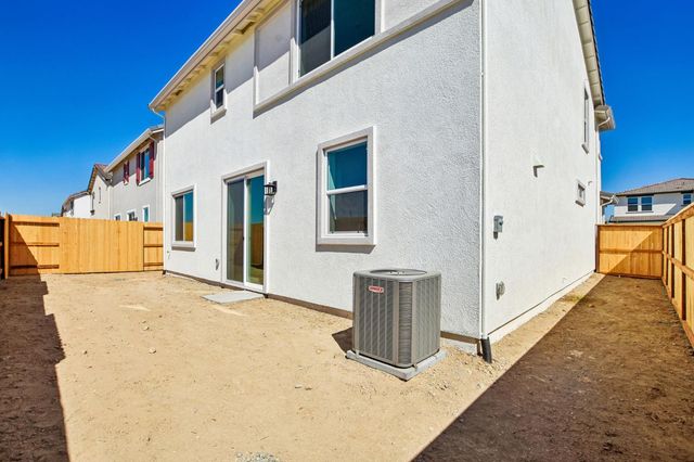 5041 Rain Shadow Way, Roseville, CA 95747