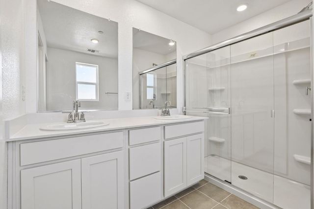 5041 Rain Shadow Way, Roseville, CA 95747