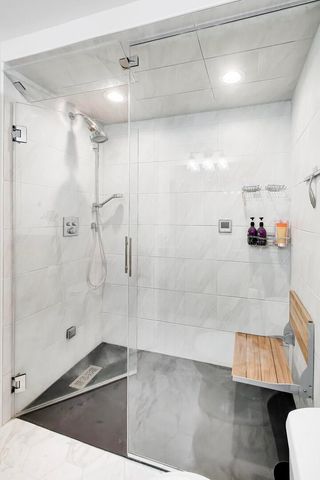 4216 N ASHLAND Avenue G, Chicago, IL 60613