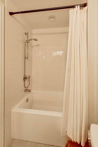 4216 N ASHLAND Avenue G, Chicago, IL 60613