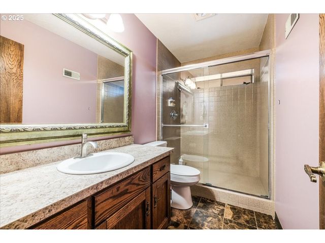 25776 S HIGHWAY 211, Estacada, OR 97023