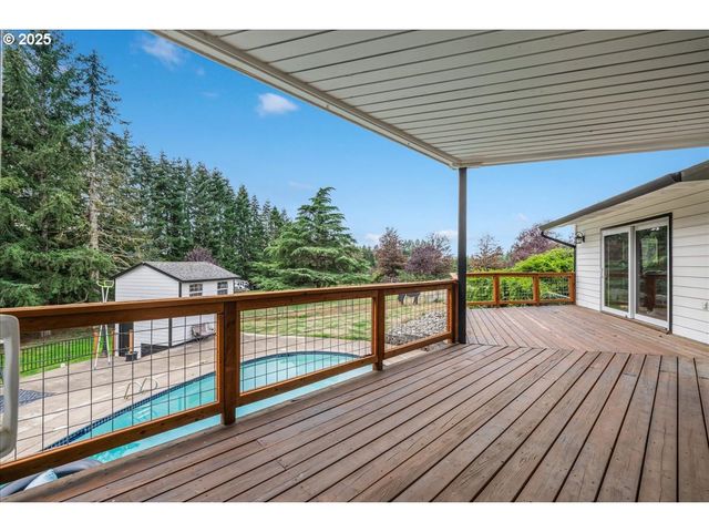 25776 S HIGHWAY 211, Estacada, OR 97023