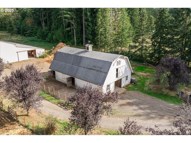 25776 S HIGHWAY 211, Estacada, OR 97023