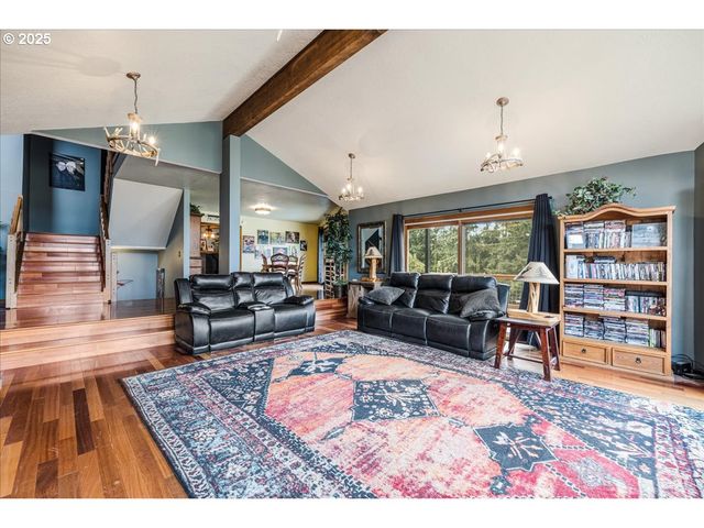 25776 S HIGHWAY 211, Estacada, OR 97023