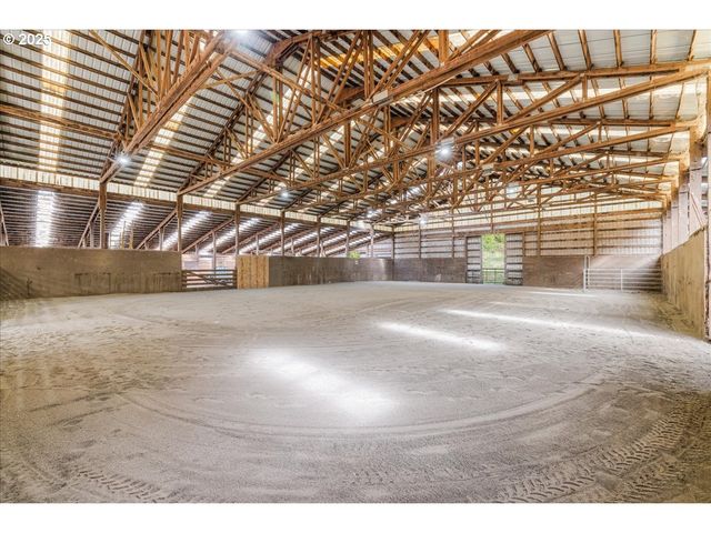 25776 S HIGHWAY 211, Estacada, OR 97023