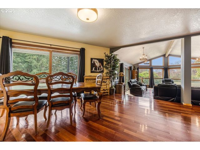 25776 S HIGHWAY 211, Estacada, OR 97023