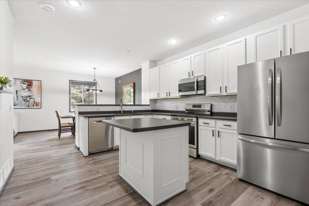14175 Avalon Path 102, Rosemount, MN 55068 — exterior