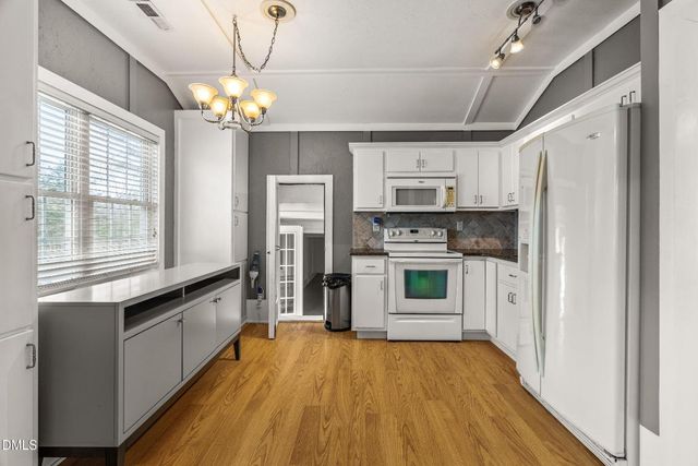 2200 Guy Road, Clayton, NC 27520