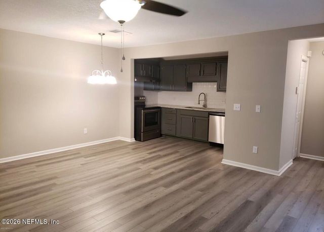 926 CESERY Terrace 2, Jacksonville, FL 32211