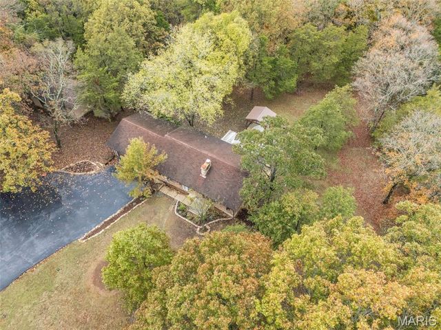 10215 Tri-Acre Lane, Unincorporated, MO 63670