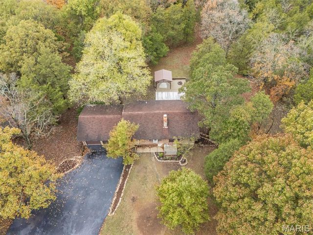 10215 Tri-Acre Lane, Unincorporated, MO 63670