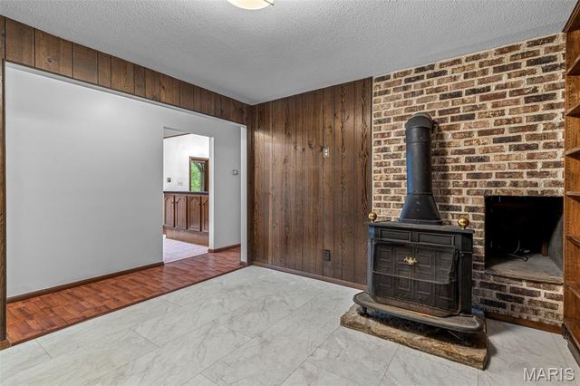 10215 Tri-Acre Lane, Unincorporated, MO 63670