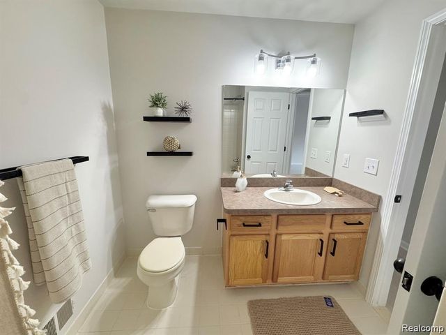 16036 Morningside, Northville, MI 48168