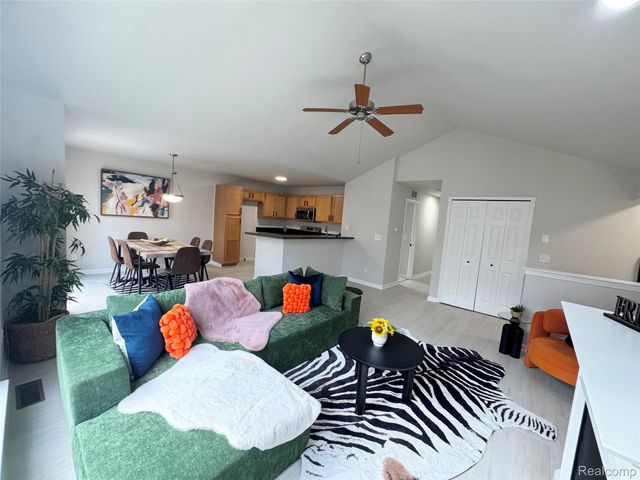 16036 Morningside, Northville, MI 48168