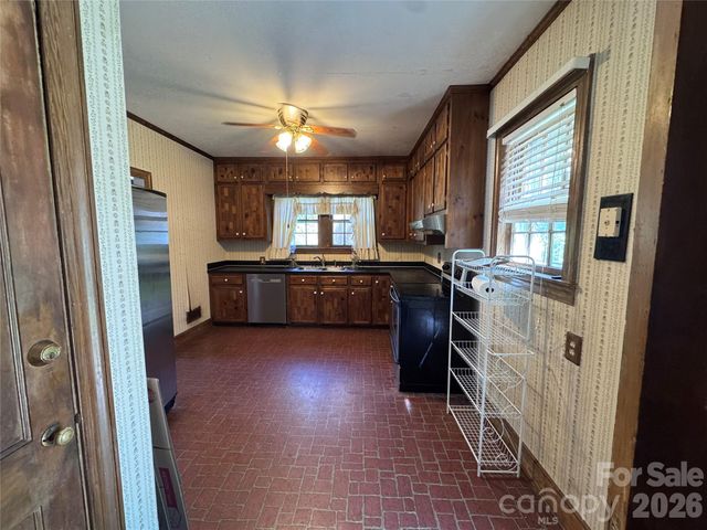 614 Neil Street, Gastonia, NC 28052