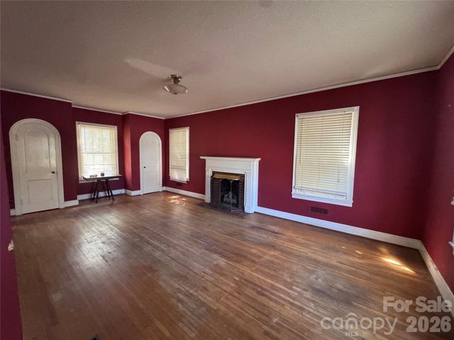 614 Neil Street, Gastonia, NC 28052