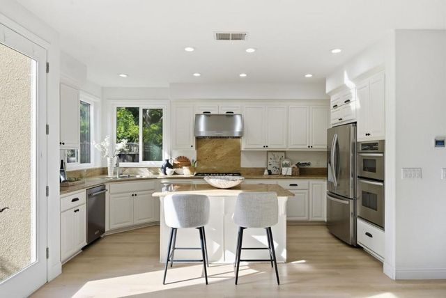 1415 Savona Court, San Jose, CA 95126