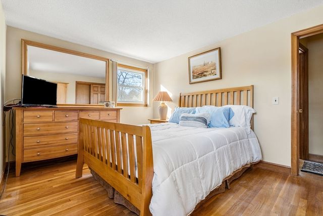 133 Mill Street, Burlington, MA 01803