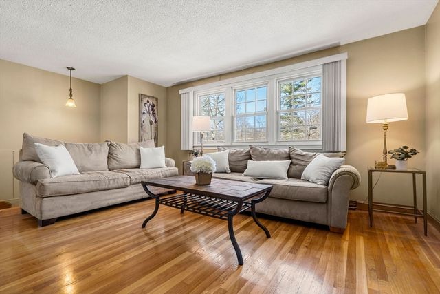 133 Mill Street, Burlington, MA 01803