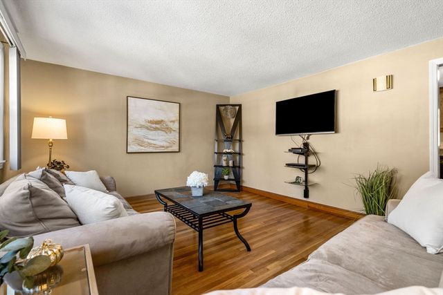 133 Mill Street, Burlington, MA 01803