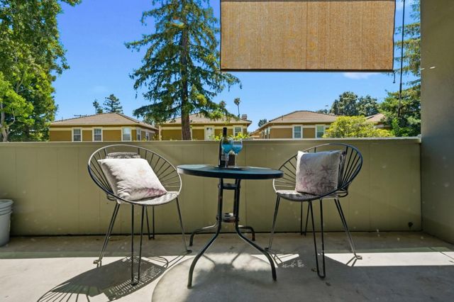 1458 Hudson Street 116, Redwood City, CA 94061