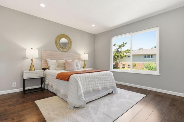 1458 Hudson Street 116, Redwood City, CA 94061