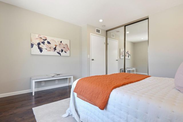 1458 Hudson Street 116, Redwood City, CA 94061