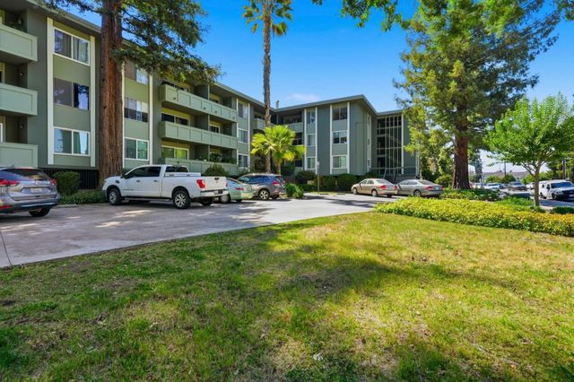 1458 Hudson Street 116, Redwood City, CA 94061
