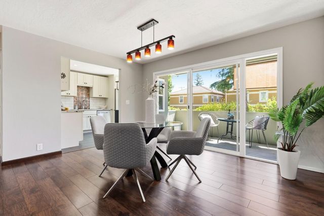 1458 Hudson Street 116, Redwood City, CA 94061
