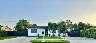 12250 SW 185th St, Miami, FL 33177