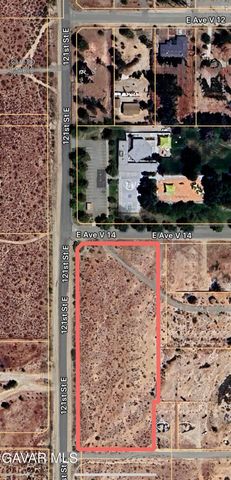 Cor 121 E V14 Street, Pearblossom, CA 93553