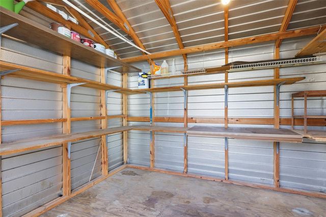 37622 MARCH LANE, Zephyrhills, FL 33541