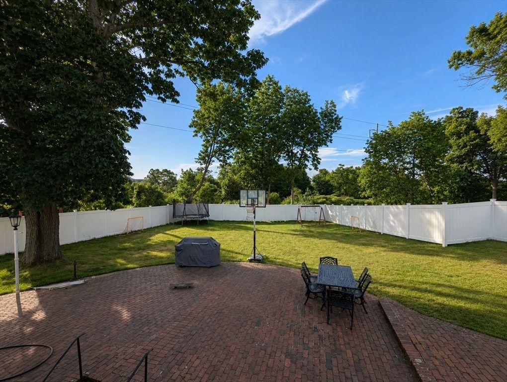 215 Salem St SF, Revere, MA 02151