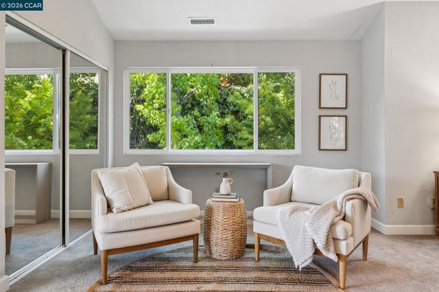 1 Heritage Oaks Rd, Pleasant Hill, CA 94523