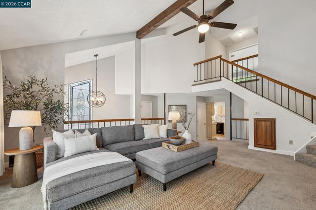 1 Heritage Oaks Rd, Pleasant Hill, CA 94523