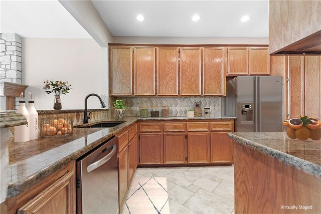 15274 CARTAGENA Ct, Corpus Christi, TX 78418