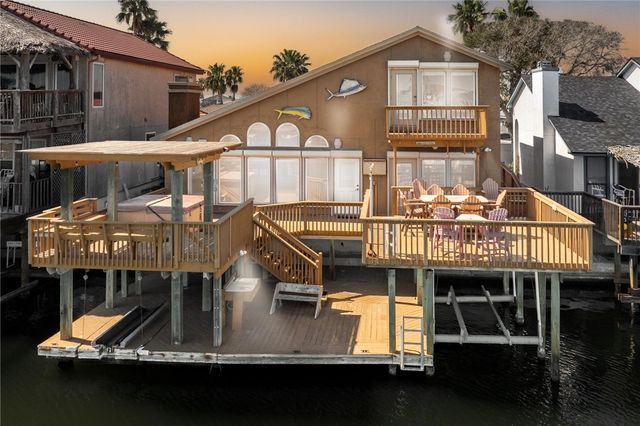 15274 CARTAGENA Ct, Corpus Christi, TX 78418