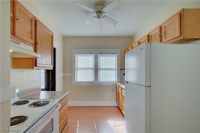 3316 W 97th Street, Cleveland, OH 44102