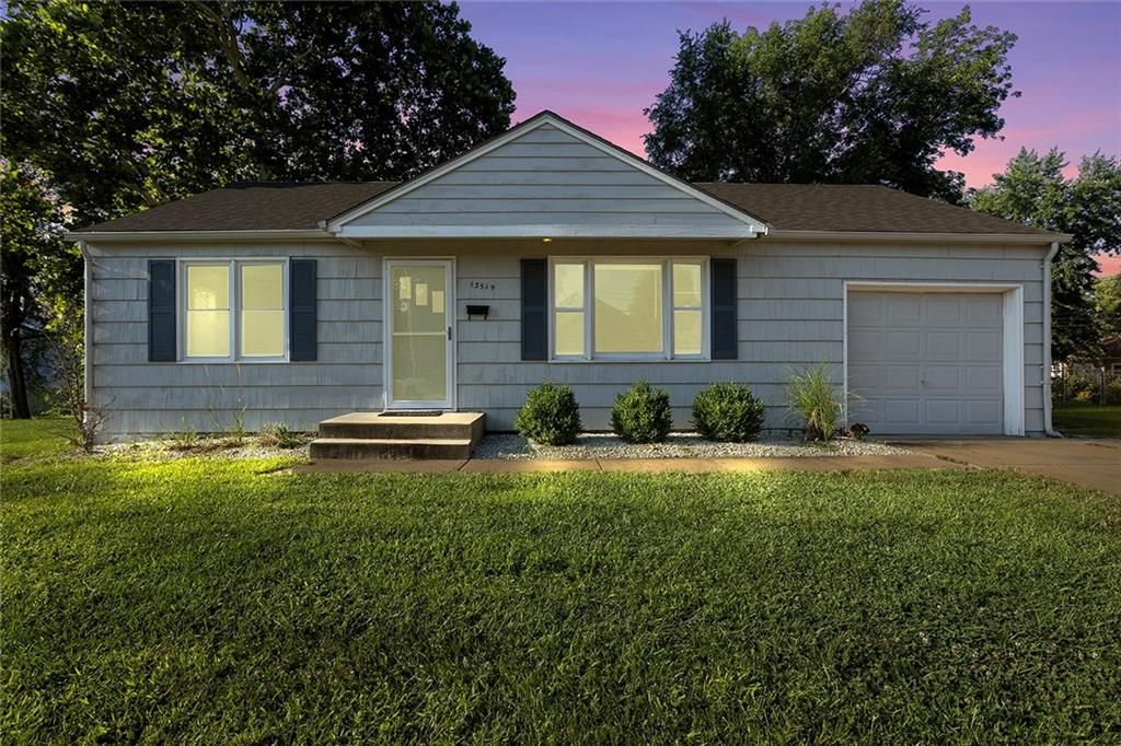 13519 W 95th Street, Lenexa, KS 66215