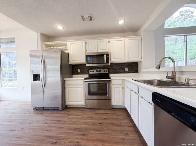 10842 LAUREL CRK, Converse, TX 78109