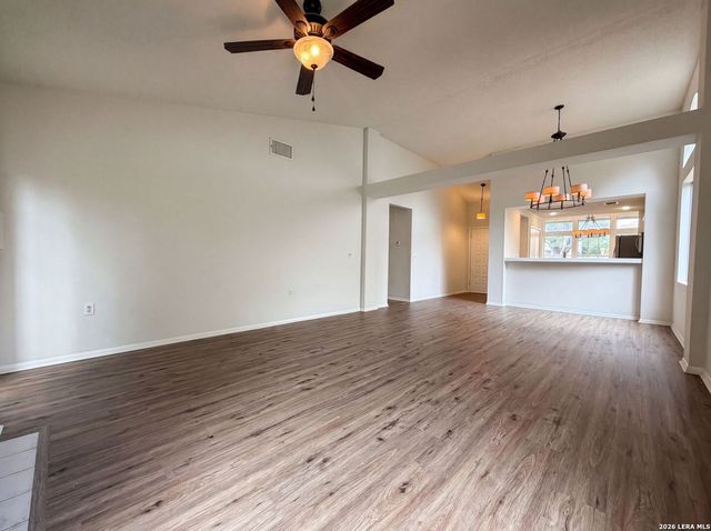 10842 LAUREL CRK, Converse, TX 78109