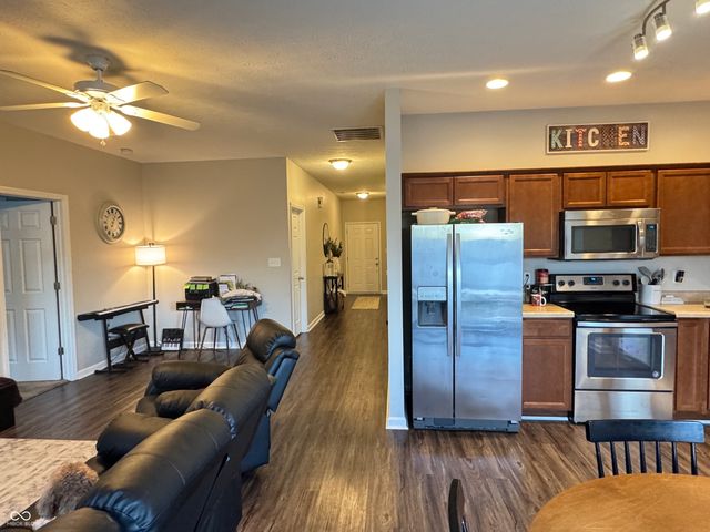 914 Baden Manor Drive, Indianapolis, IN 46217