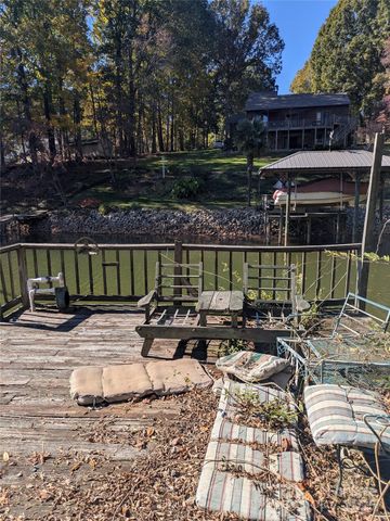 137 Hideaway Lane, Mooresville, NC 28117