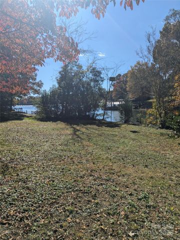 137 Hideaway Lane, Mooresville, NC 28117