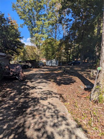 137 Hideaway Lane, Mooresville, NC 28117